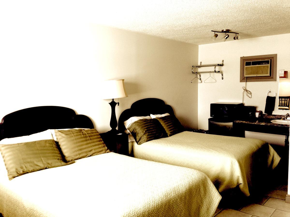 Chaparral Inn Arcola Екстериор снимка